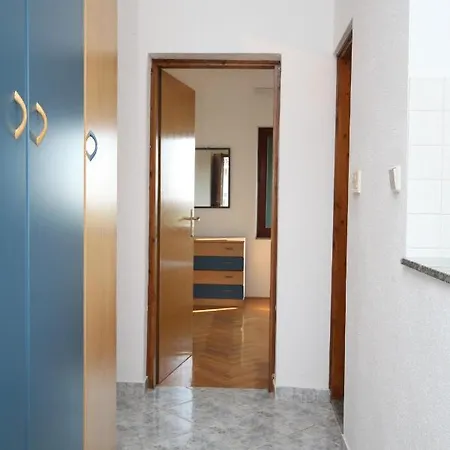 Family Friendly With A Swimming Pool Nin, Zadar - 6560 נין