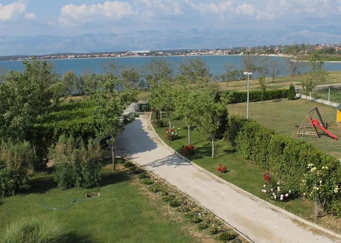 Family-friendly With Swimming Pool Nin, Zadar - 6560 Апартаменты *