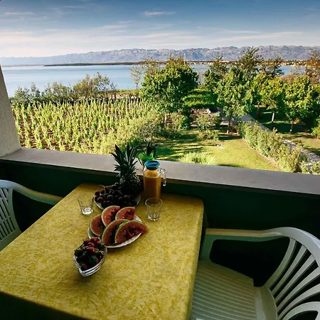 Family Friendly With A Swimming Pool Nin, Zadar - 6560 Apartament Nin
