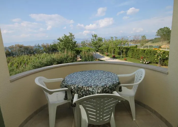 Family-friendly With Swimming Pool Nin, Zadar - 6560 דירה